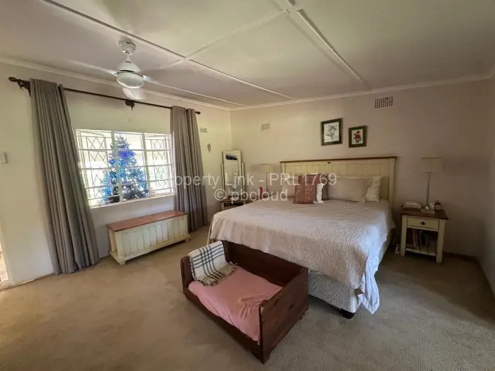 2 Bedroom House for Sale in Borrowdale Brooke, Harare