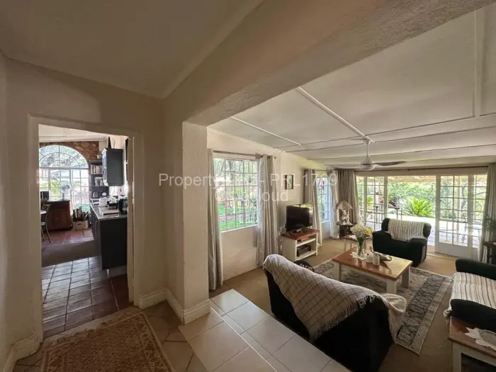 2 Bedroom House for Sale in Borrowdale Brooke, Harare