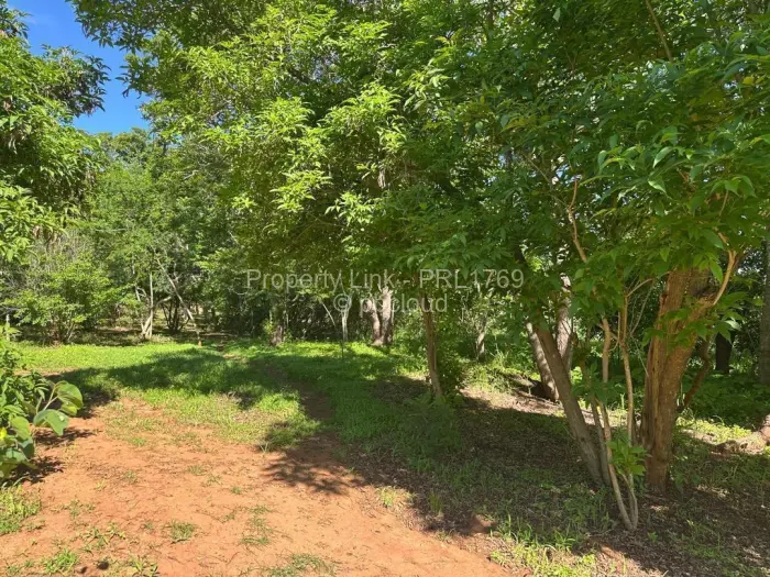 2 Bedroom House for Sale in Borrowdale Brooke, Harare