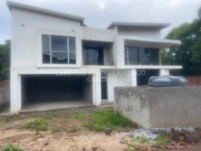 Townhouse/Cluster for Sale in Greendale, Harare