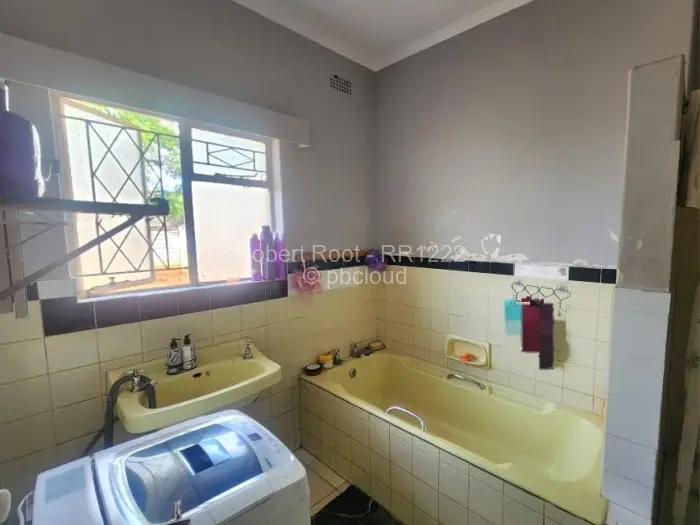 3 Bedroom House to Rent in Cranborne, Harare