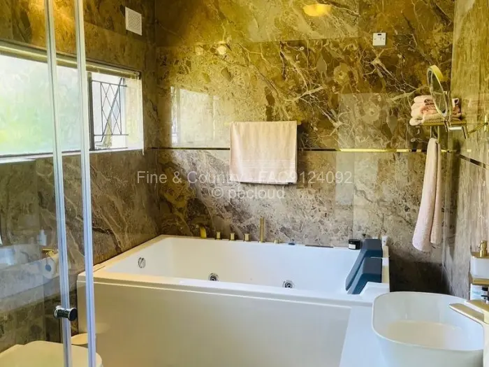 5 Bedroom House to Rent in Mount Pleasant, Harare