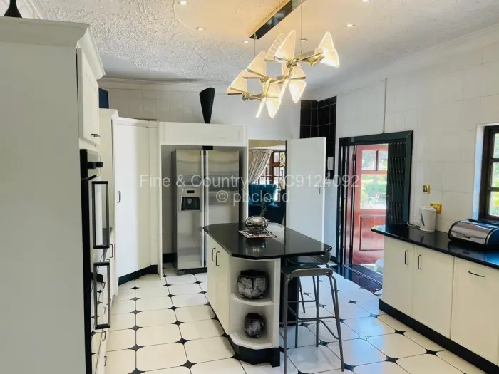 5 Bedroom House to Rent in Mount Pleasant, Harare