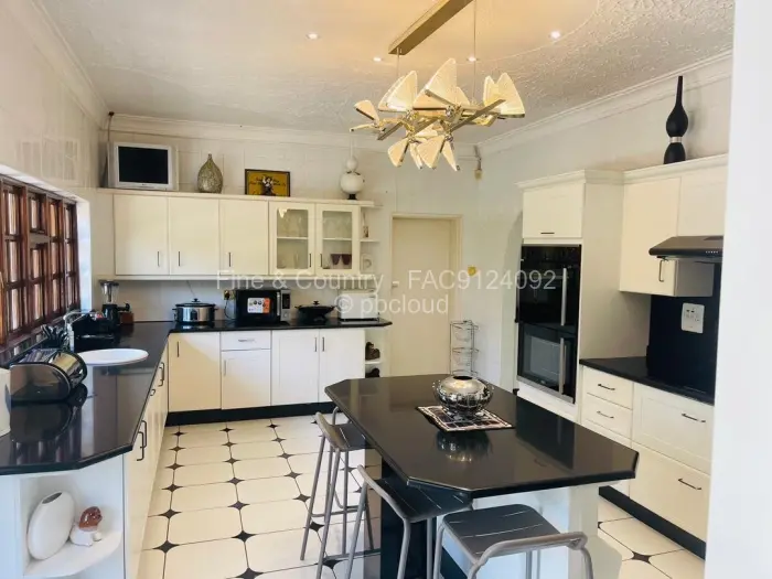 5 Bedroom House to Rent in Mount Pleasant, Harare