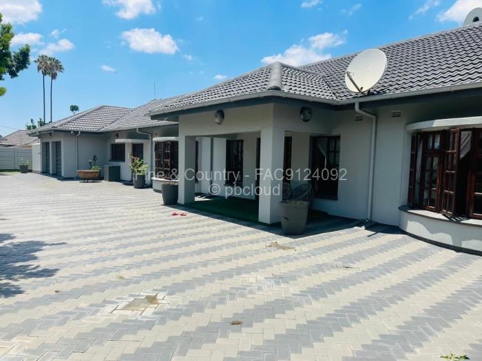5 Bedroom House to Rent in Mount Pleasant, Harare