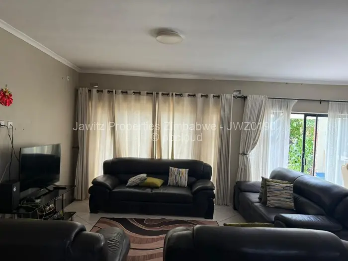 Townhouse/Cluster for Sale in Marlborough, Harare