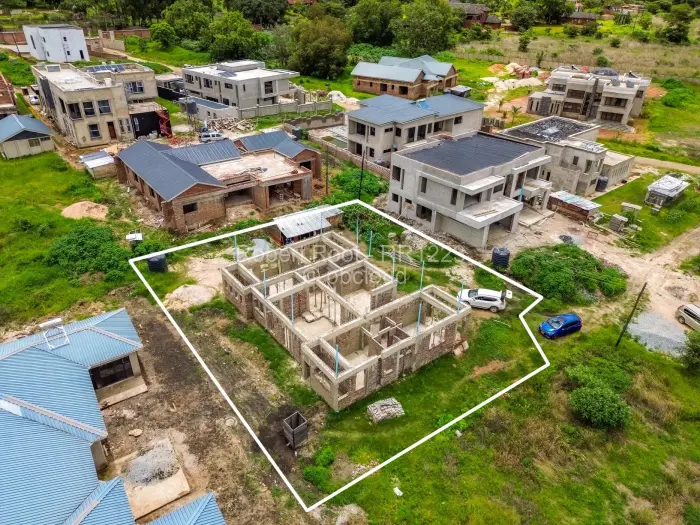 Townhouse/Cluster for Sale in Quinnington, Harare