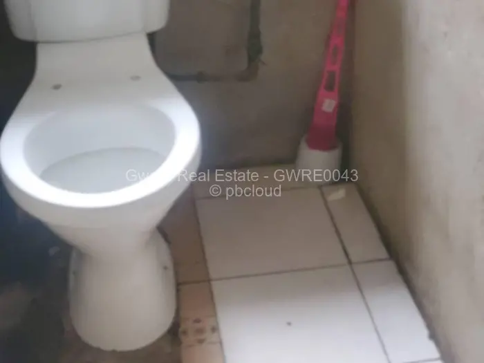 3 Bedroom House for Sale in Nehosho, Gweru