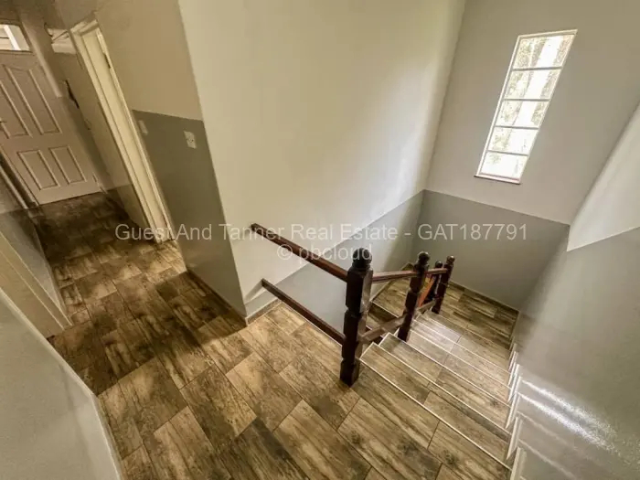 6 Bedroom House for Sale in Chisipite, Harare