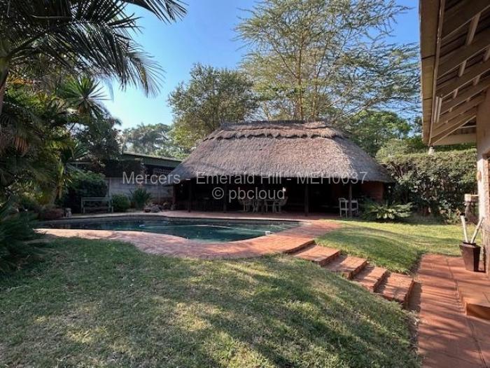 4 Bedroom House to Rent in Emerald Hill, Harare