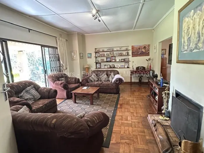 4 Bedroom House to Rent in Emerald Hill, Harare