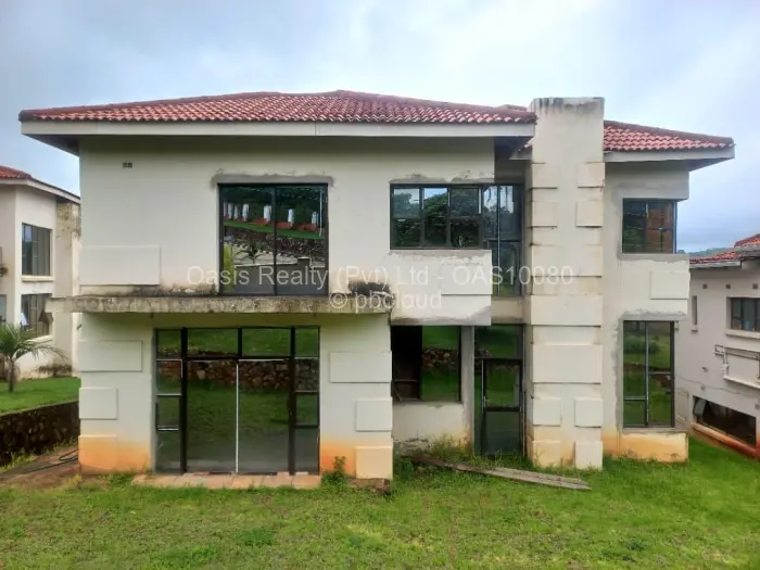 Flat/Apartment for Sale in Carrick Creagh Estate, Harare