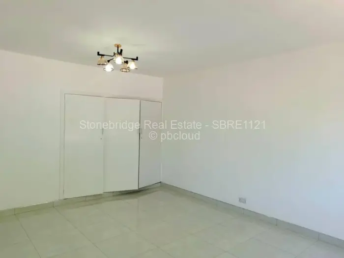 Flat/Apartment to Rent in Bulawayo City Centre, Bulawayo
