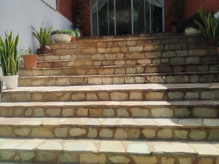 5 Bedroom House for Sale in Glen Lorne, Harare