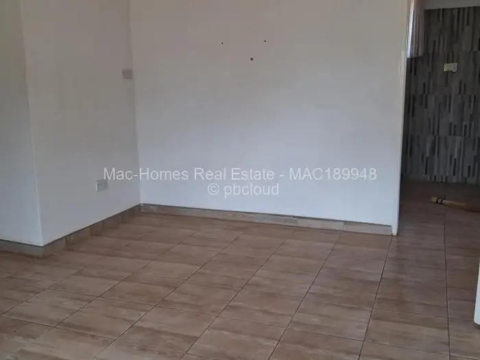 2 Bedroom Cottage/Garden Flat to Rent in Crowhill Views, Harare