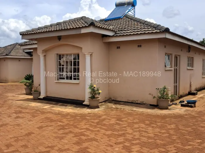 2 Bedroom Cottage/Garden Flat to Rent in Crowhill Views, Harare