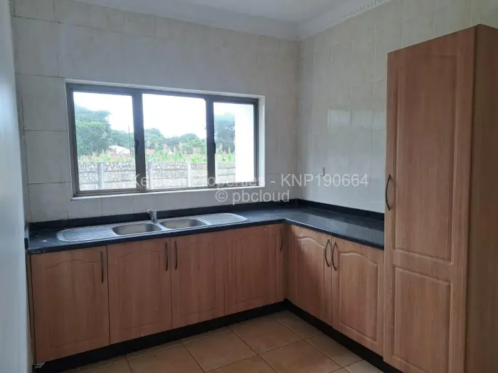 5 Bedroom House for Sale in Gunhill, Harare