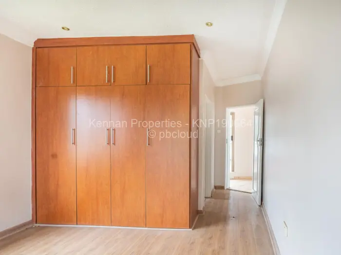 5 Bedroom House for Sale in Gunhill, Harare