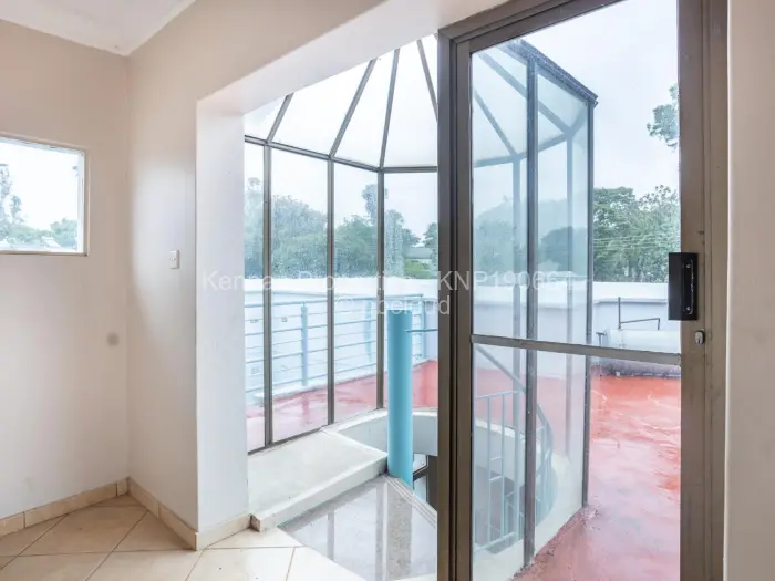 5 Bedroom House for Sale in Gunhill, Harare