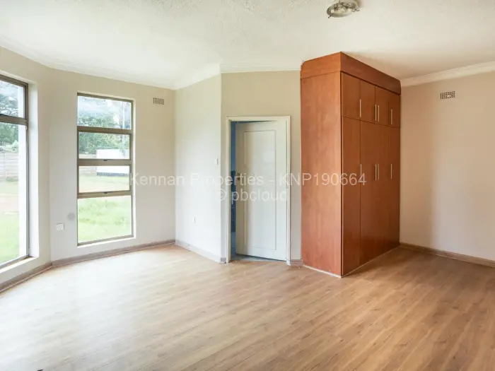 5 Bedroom House for Sale in Gunhill, Harare