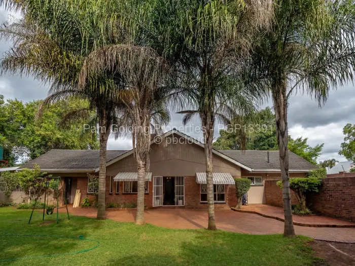 4 Bedroom House for Sale in Alexandra Park, Harare