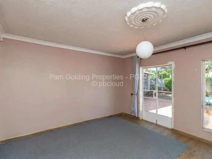 4 Bedroom House for Sale in Alexandra Park, Harare