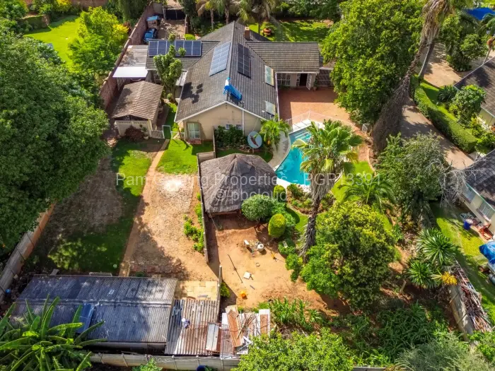 4 Bedroom House for Sale in Alexandra Park, Harare