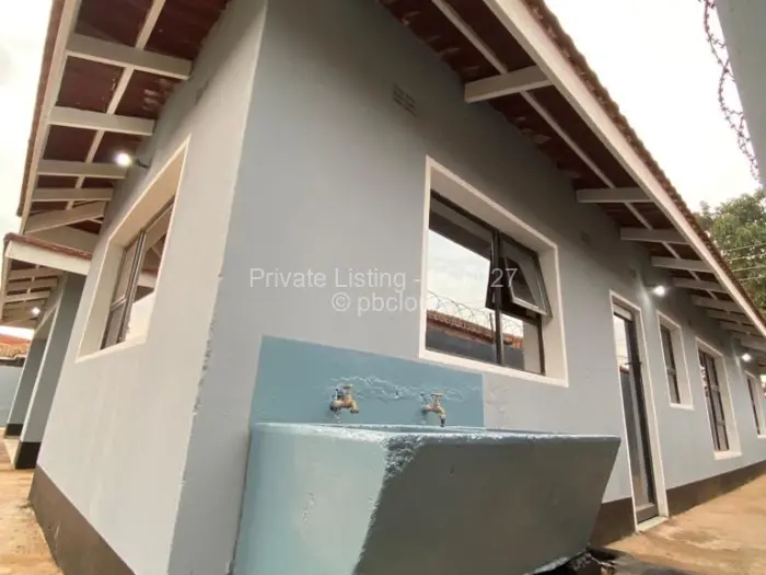 3 Bedroom House to Rent in Damofalls, Damofalls