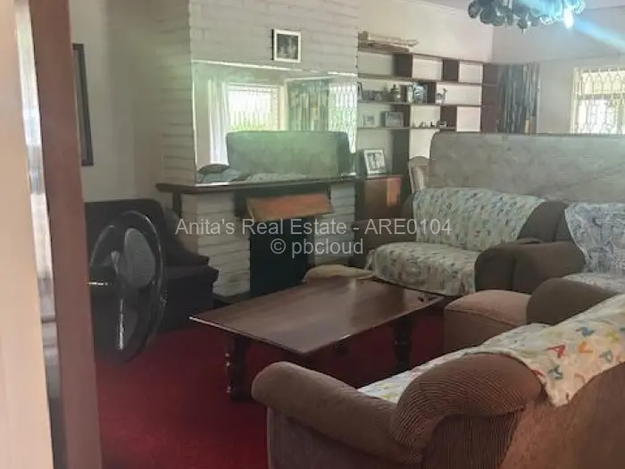 4 Bedroom House for Sale in Kumalo, Bulawayo