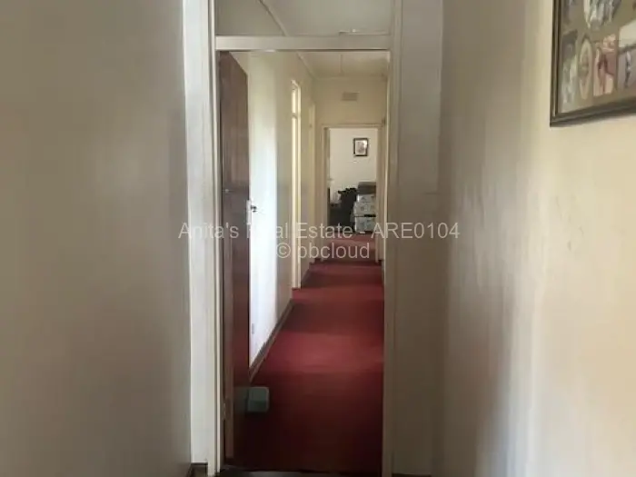4 Bedroom House for Sale in Kumalo, Bulawayo