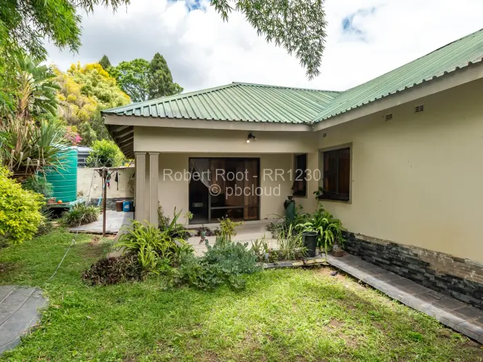 Townhouse/Cluster for Sale in Glen Lorne, Harare