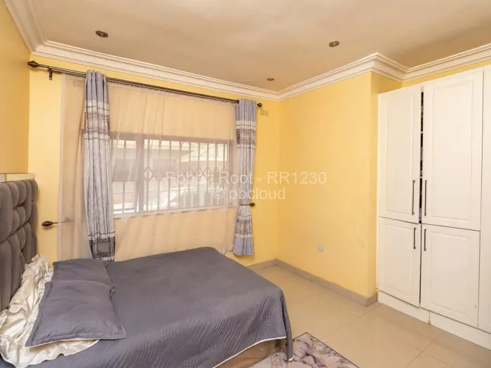 Townhouse/Cluster for Sale in Glen Lorne, Harare