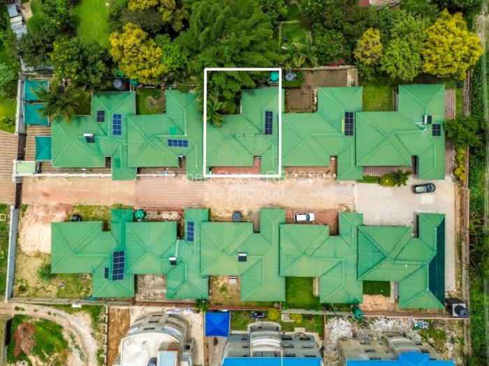 Townhouse/Cluster for Sale in Glen Lorne, Harare