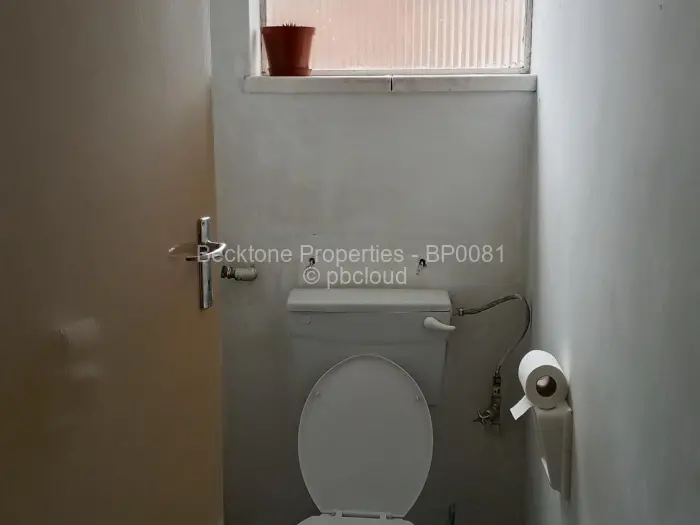 Flat/Apartment for Sale in Paddonhurst, Bulawayo