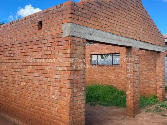 House for Sale in Mahatshula, Bulawayo