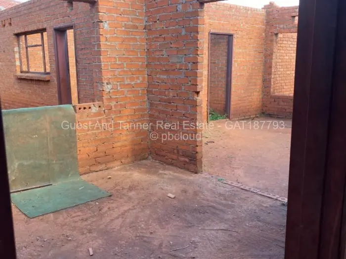 House for Sale in Mahatshula, Bulawayo