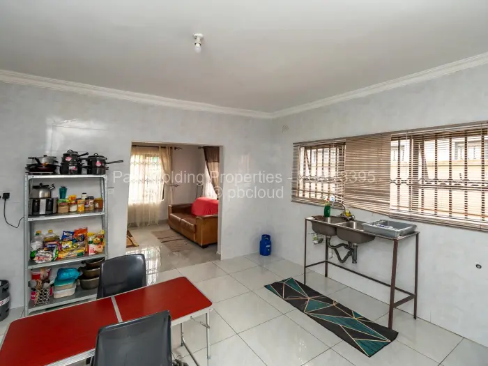 3 Bedroom House for Sale in Mabvazuva Estates, Ruwa