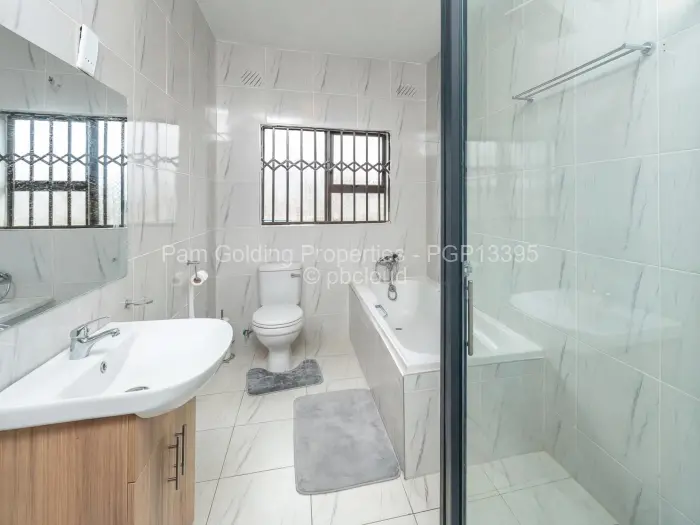 3 Bedroom House for Sale in Mabvazuva Estates, Ruwa