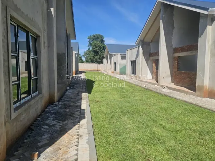 Townhouse/Cluster for Sale in Pomona, Harare
