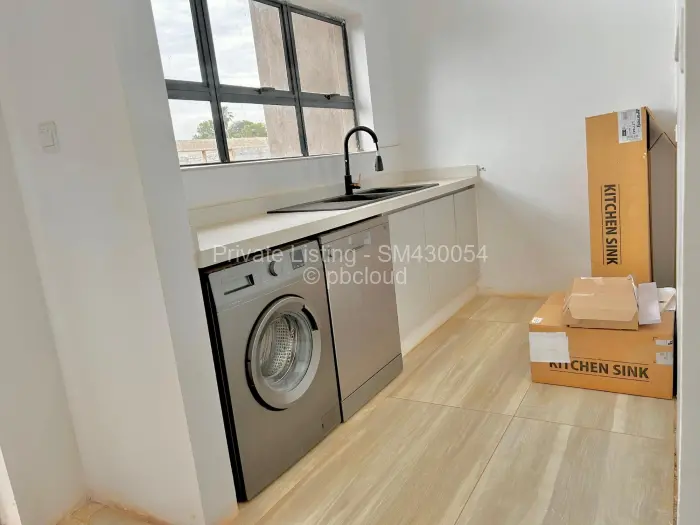 Townhouse/Cluster for Sale in Pomona, Harare