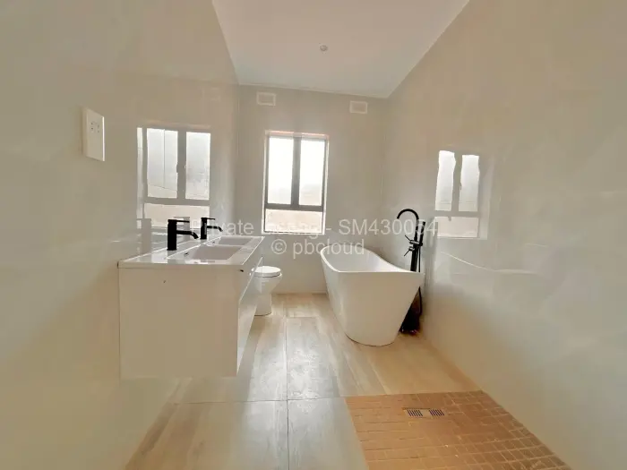 Townhouse/Cluster for Sale in Pomona, Harare