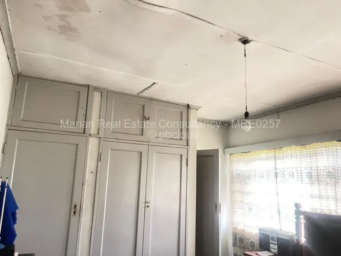 3 Bedroom House for Sale in Waterford, Bulawayo
