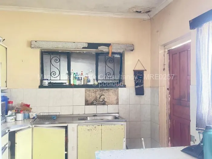 3 Bedroom House for Sale in Waterford, Bulawayo