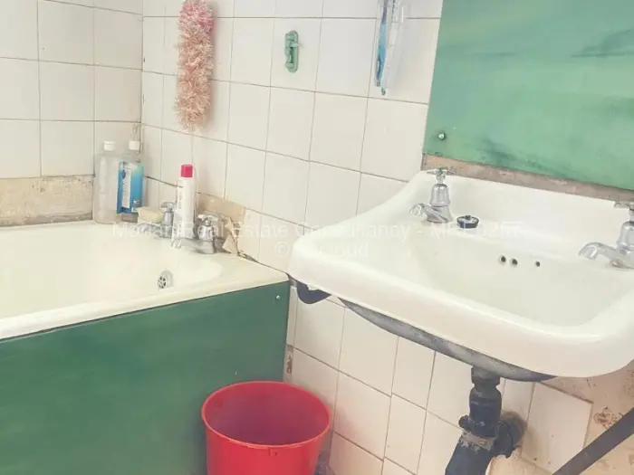 3 Bedroom House for Sale in Waterford, Bulawayo