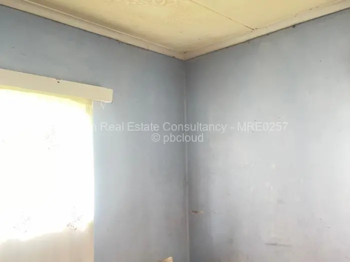 3 Bedroom House for Sale in Waterford, Bulawayo