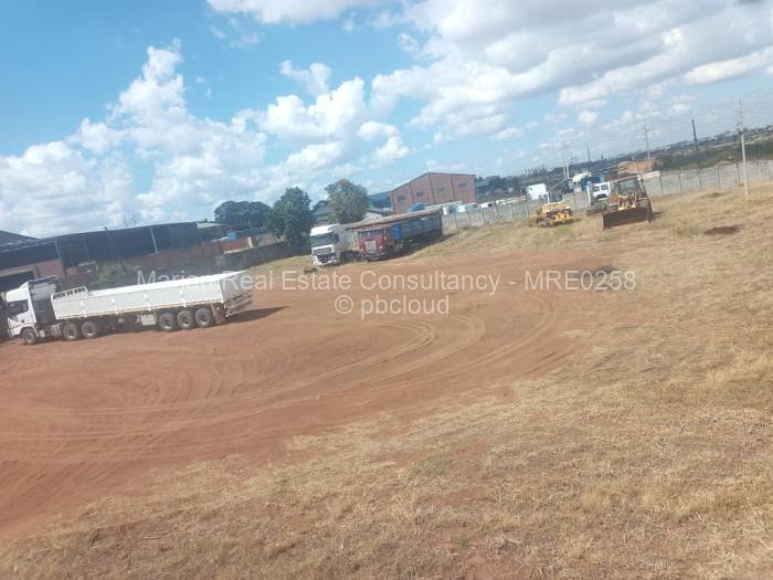 Commercial Stand for Sale in Aspindale Park, Harare