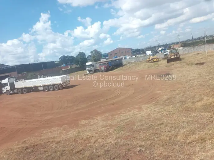 Commercial Stand for Sale in Aspindale Park, Harare