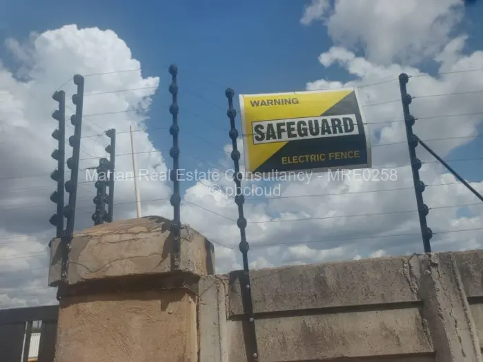 Commercial Stand for Sale in Aspindale Park, Harare