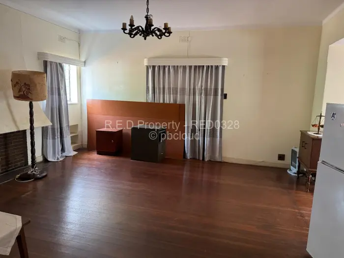 3 Bedroom House for Sale in Kumalo, Bulawayo