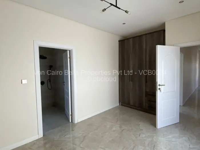 5 Bedroom House for Sale in Mount Pleasant Heights, Harare